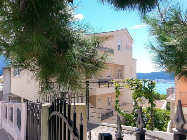 Comfort Apartments Bar Εξωτερικό φωτογραφία